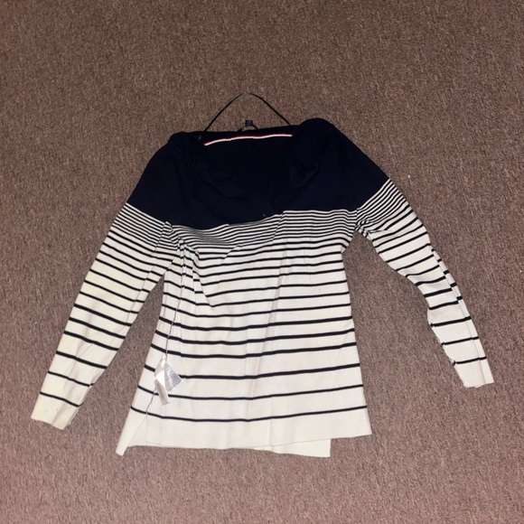 Long sleeve stripped top - Picture 1 of 1